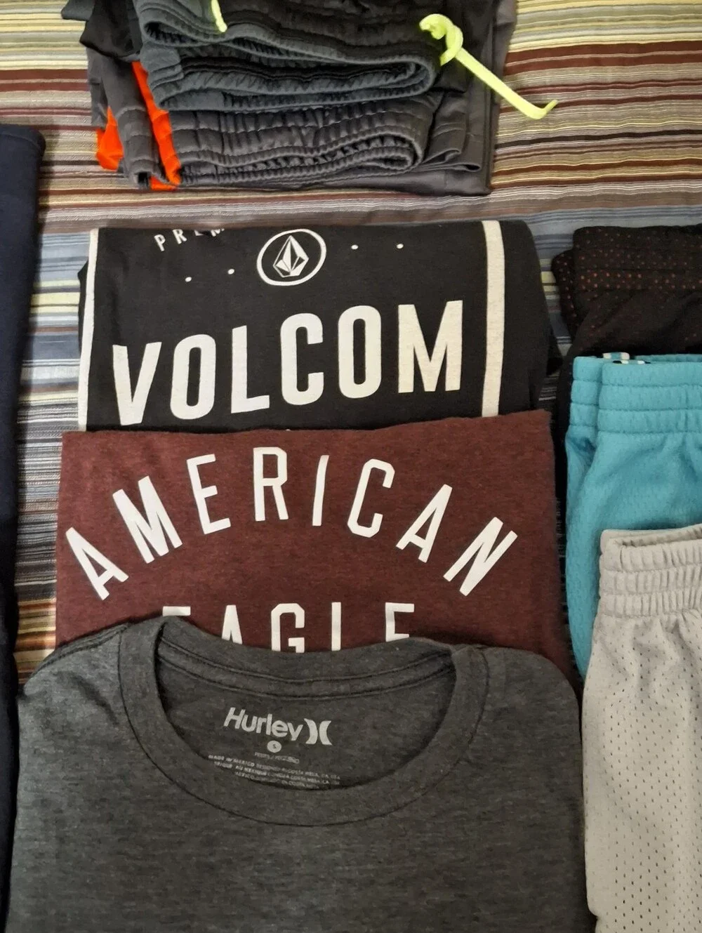 Young Mens Size S/ Boys 14-16 XL Mixed Name Brand Athletic Bunde